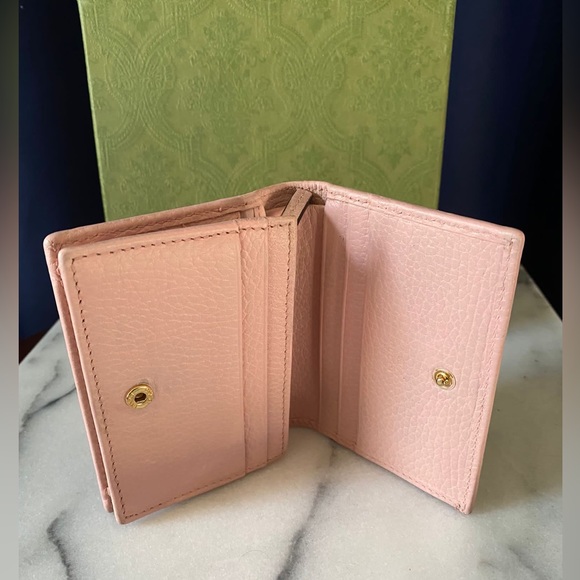 Gucci GG Marmont Case Wallet - Picture 3 of 7